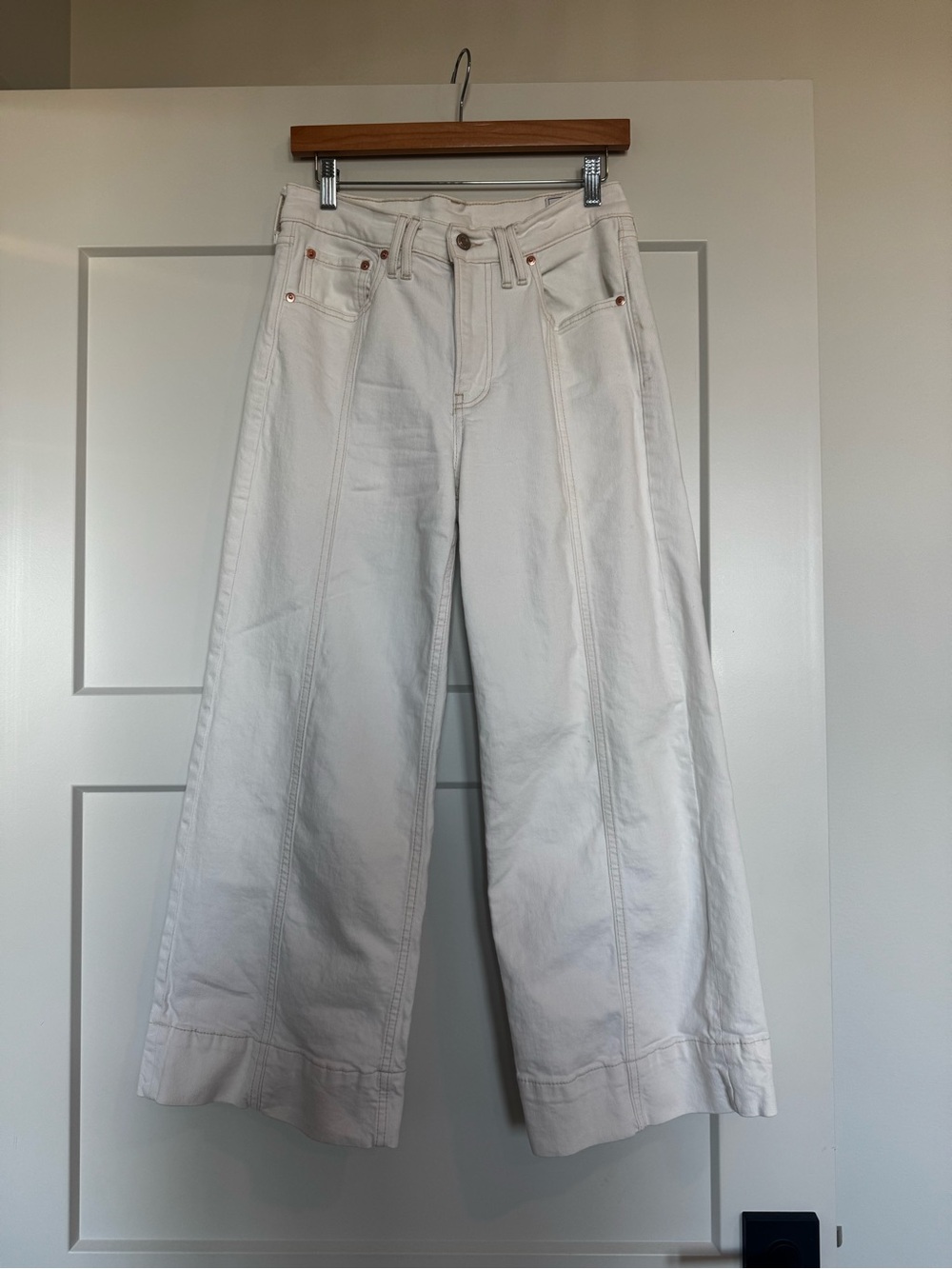 Gap High Rise Stride Ankle Wide Leg Jeans White Size 28 / 6